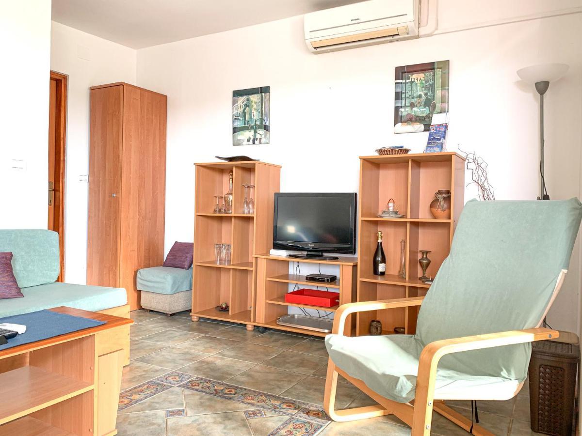 Apartmani Sincic Pula Exterior photo
